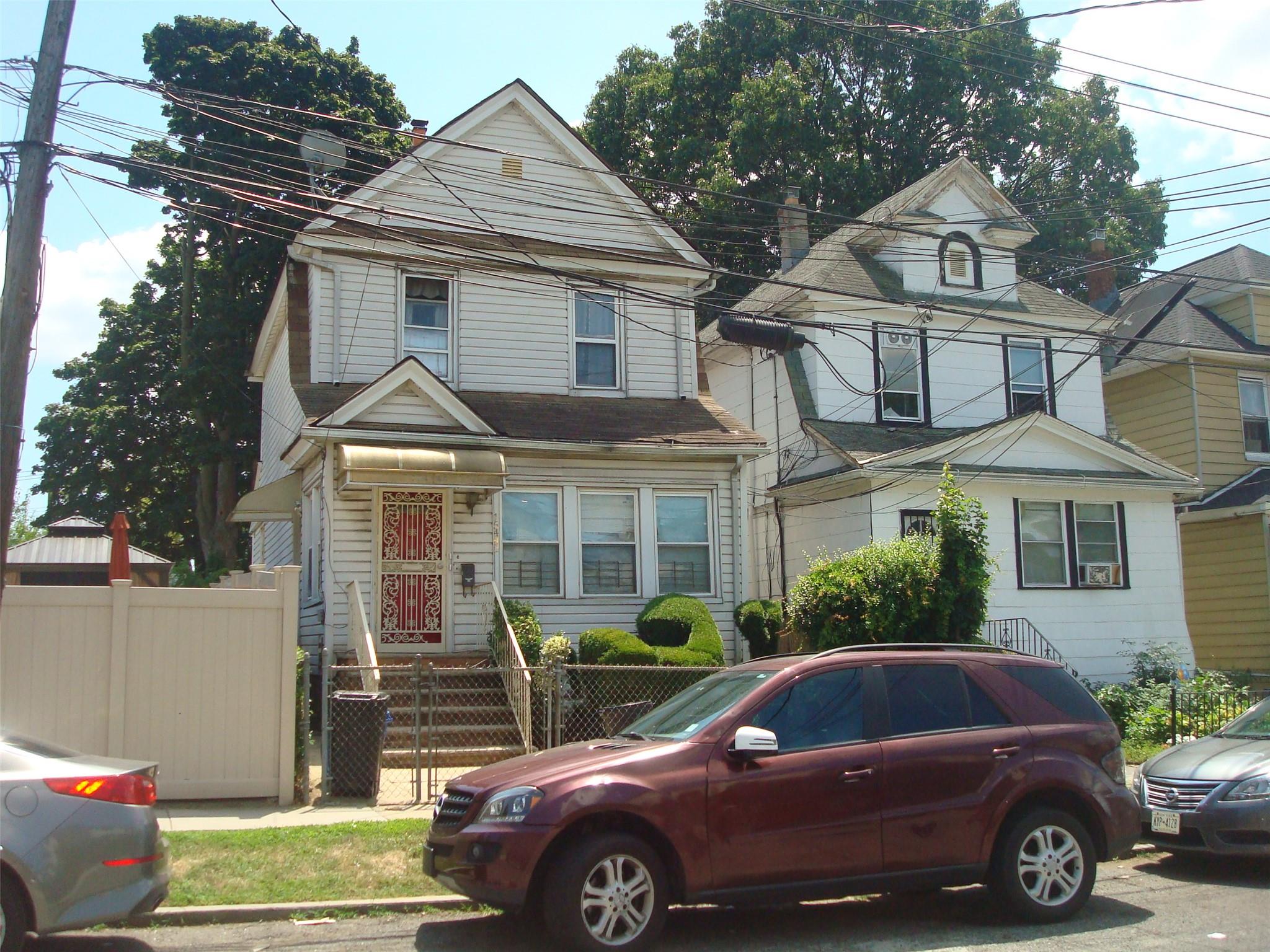 164-42 108th Drive, Jamaica, NY 11433